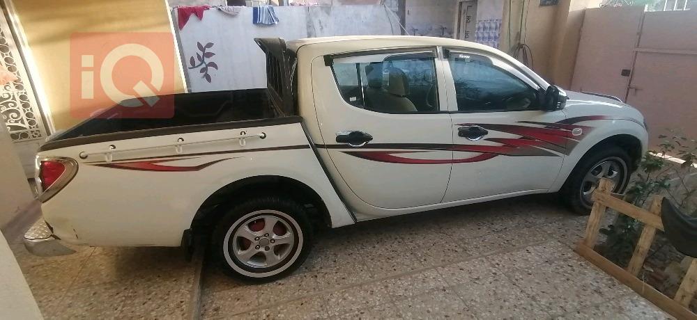 ميتسوبيشي L200